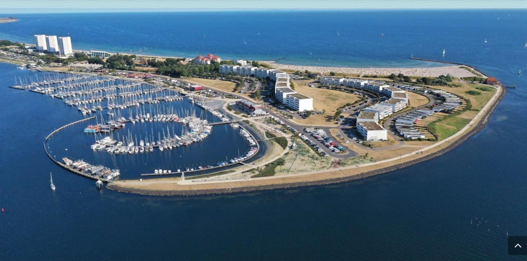 Hotel Hausboot Bali Fehmarn Zewnętrze zdjęcie